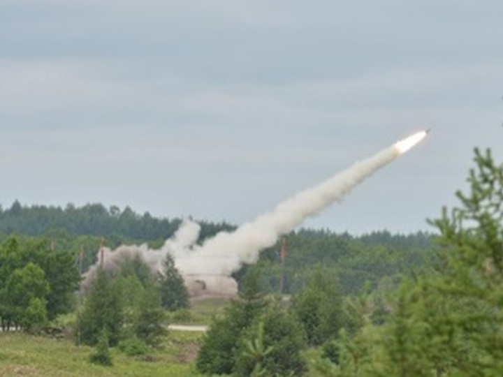 日本のマルチドメイン防衛分野における新興技術活用