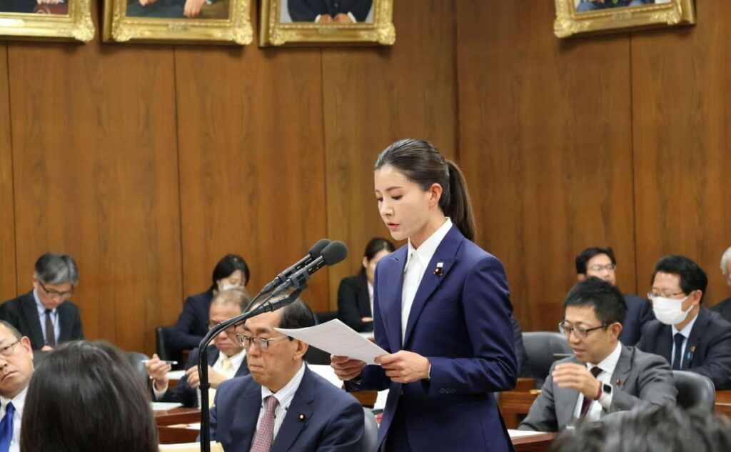 吉川りな【国会 １２/１２】　外国人犯罪増加へ裁判官・検察官の待遇改善と人員確保を