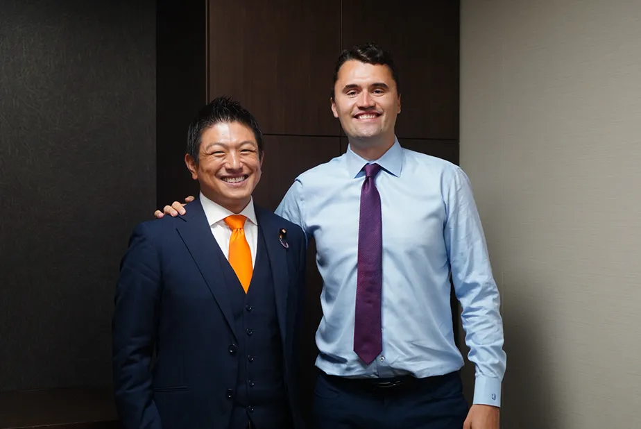 チャーリーと神谷宗幣