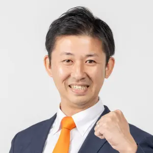 しげい くにあき